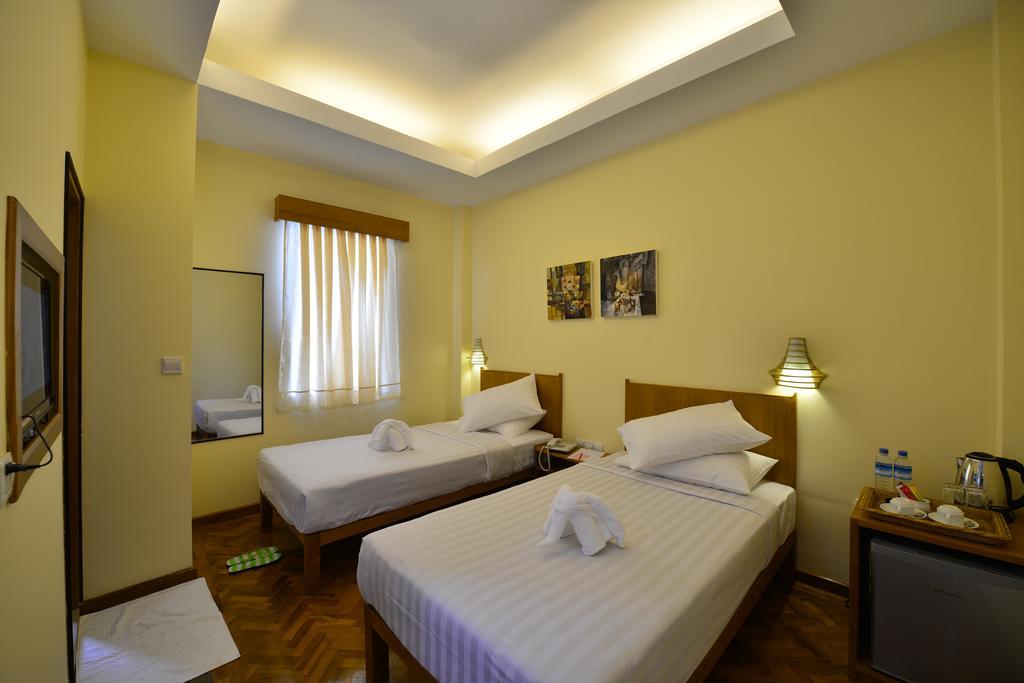 Northern Breeze Hotel Баган Екстериор снимка