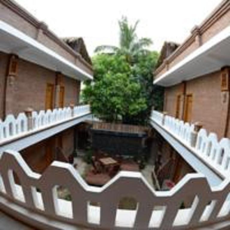 Northern Breeze Hotel Баган Екстериор снимка