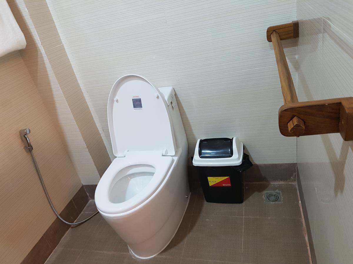Northern Breeze Hotel Баган Екстериор снимка
